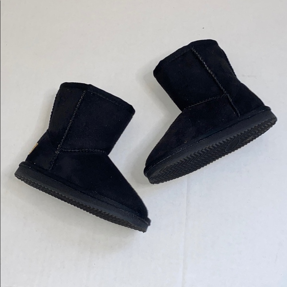 Aprés Easy-On Classic Toddler Boot by Lamo